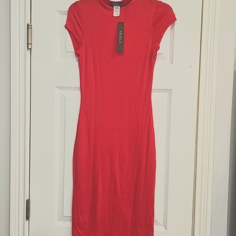 Hot cool toned pink body con dress